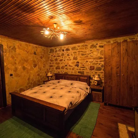 Al Monte 3* Vronteron (Macedonia)